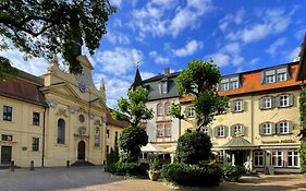 Romantichotel Goldener Karpfen - Das Kleine, Feine Grandhotel Direkt In Der Altstadt